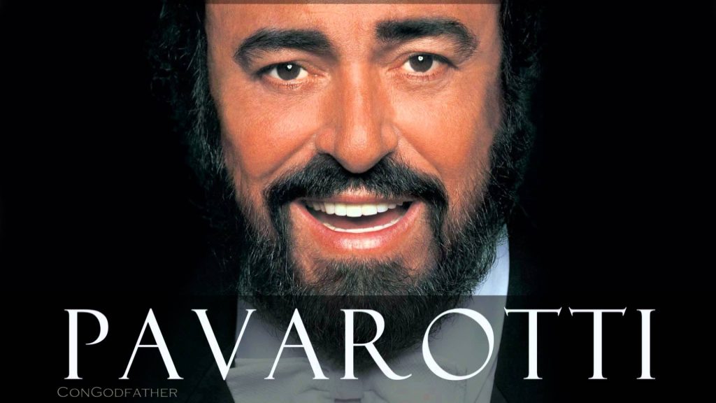 Luciano Pavarotti sfilata Dolce&Gabbana